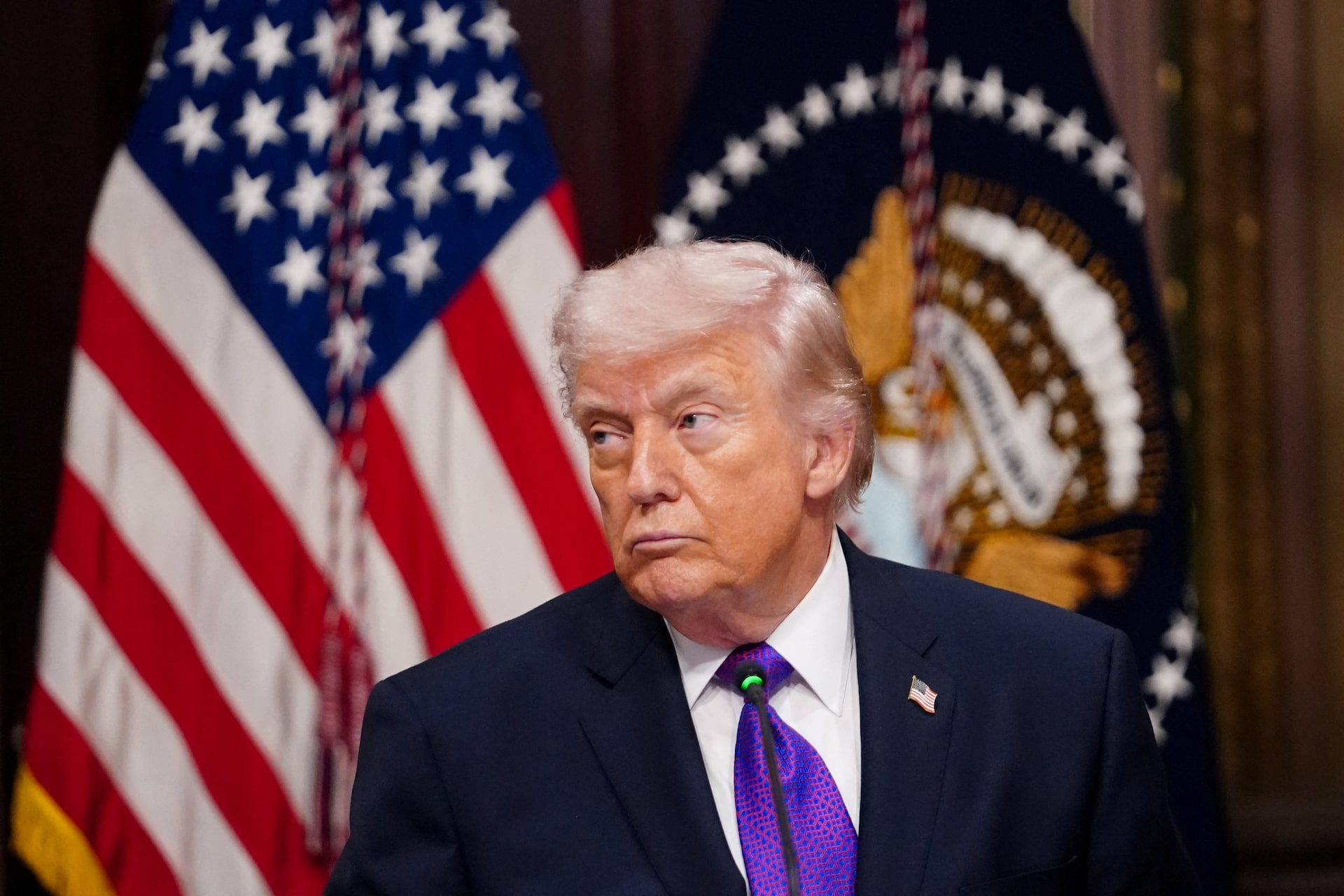 Trump Suggests Personal Role in Choosing Iran’s Leadership, Stirring Global Debate